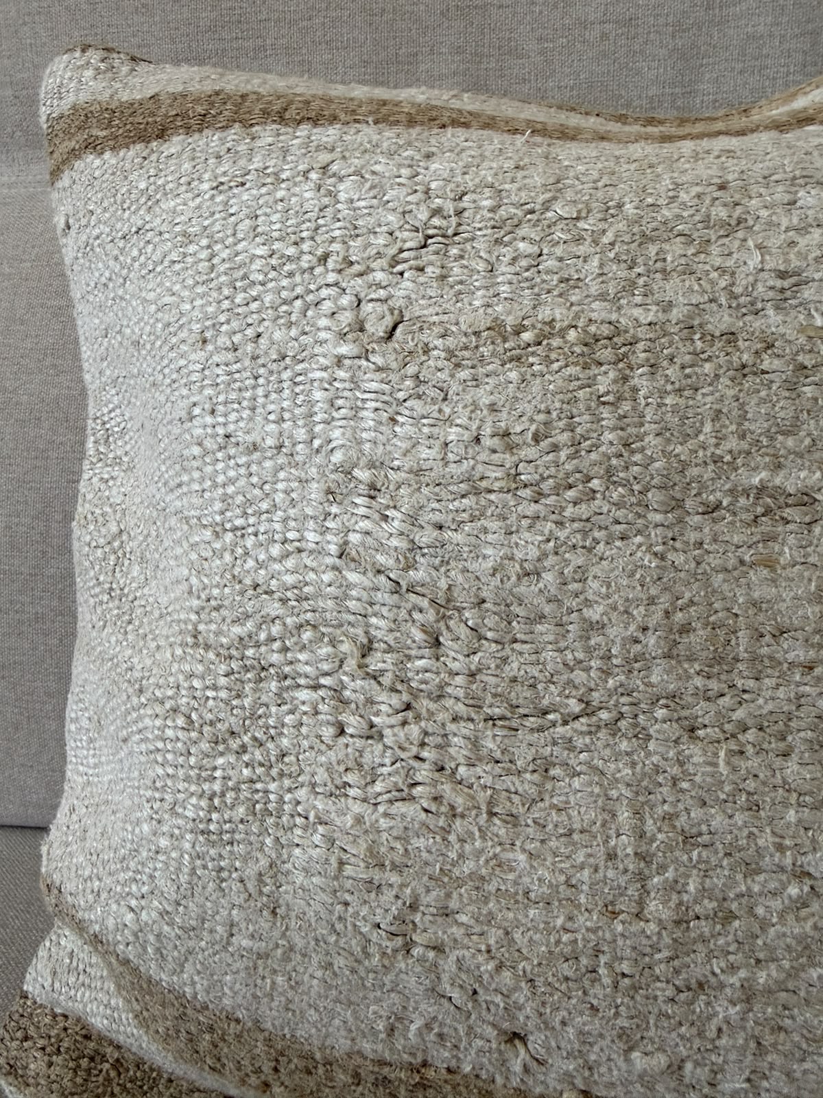 Hemp Hand woven Kilim cushion cover (60x40cm)