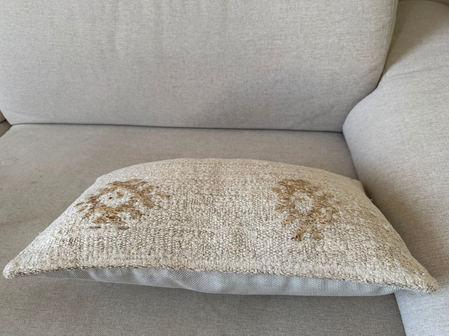 Hamp Hand woven Kilim cushion cover (50x30cm)