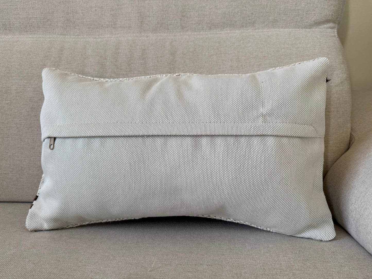 Hamp Hand woven Kilim cushion cover (50x30cm)