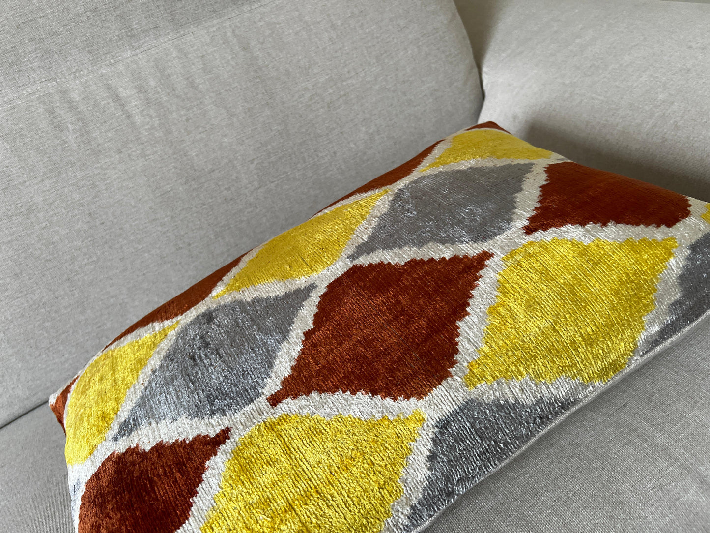 Ikat velvet cushion Hand made (40x60cm)