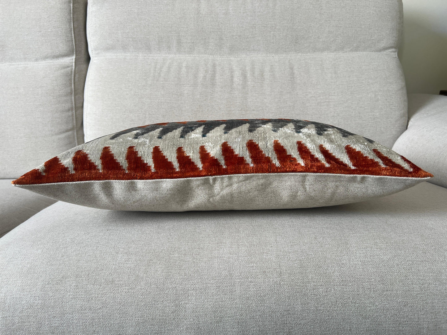 Ikat velvet cushion Hand made (40x60cm)
