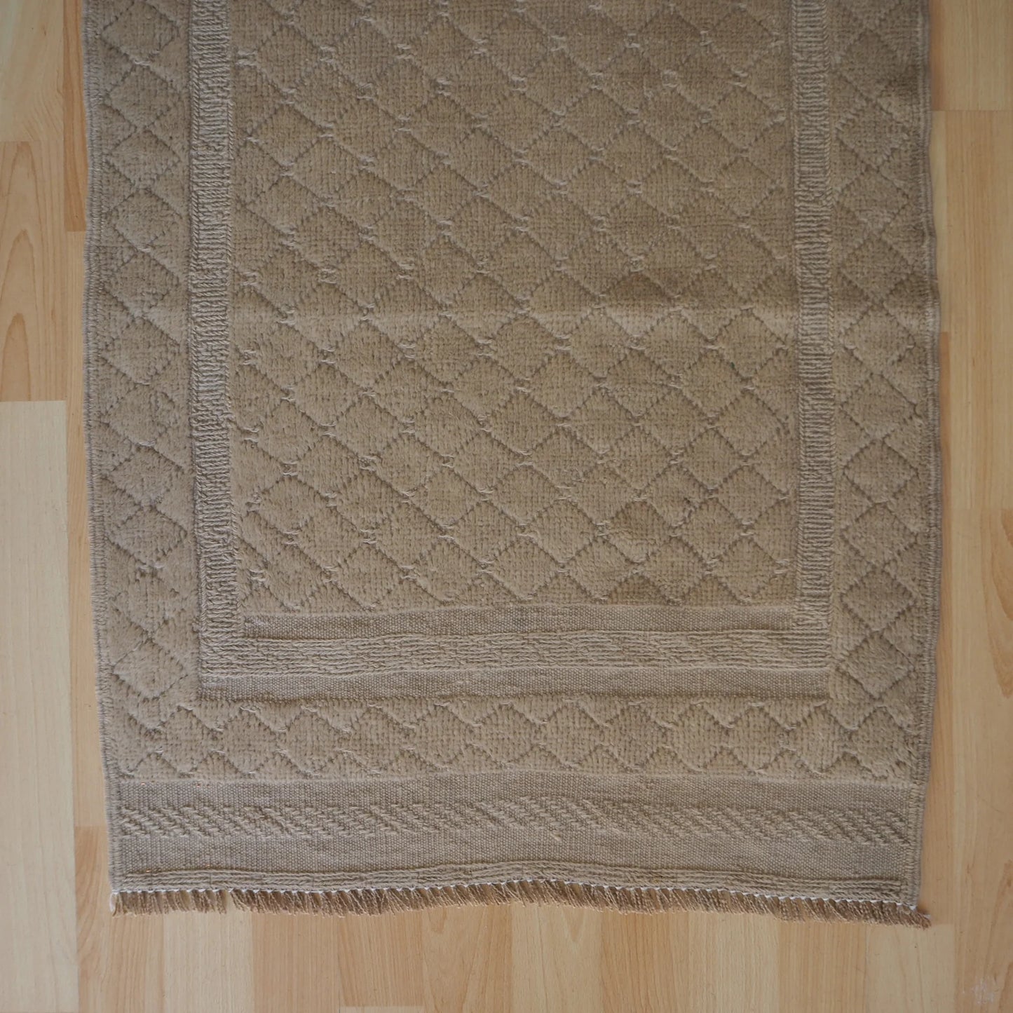 Mushwani Vintage Runner.