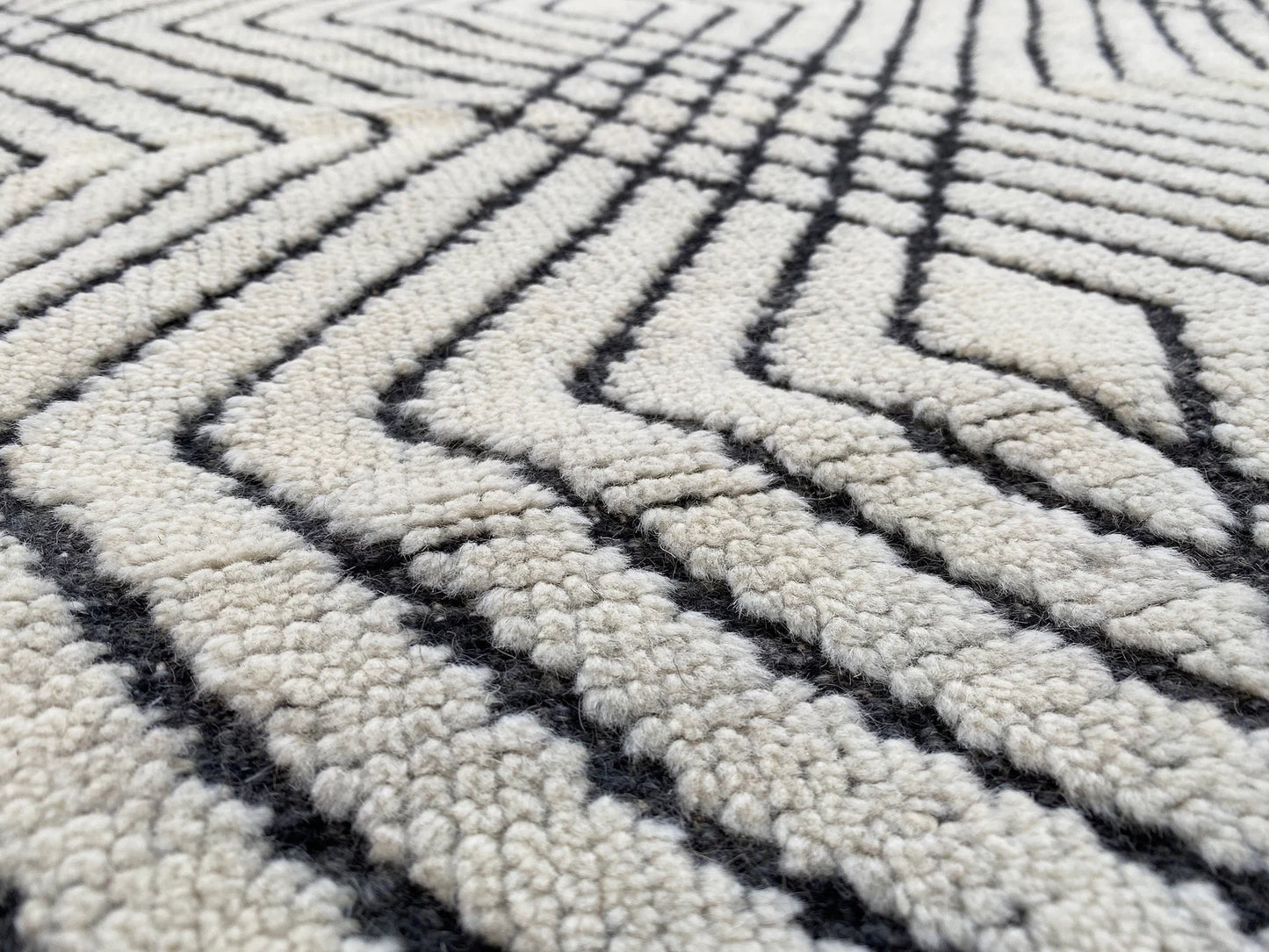 Modern Two-tone Rug