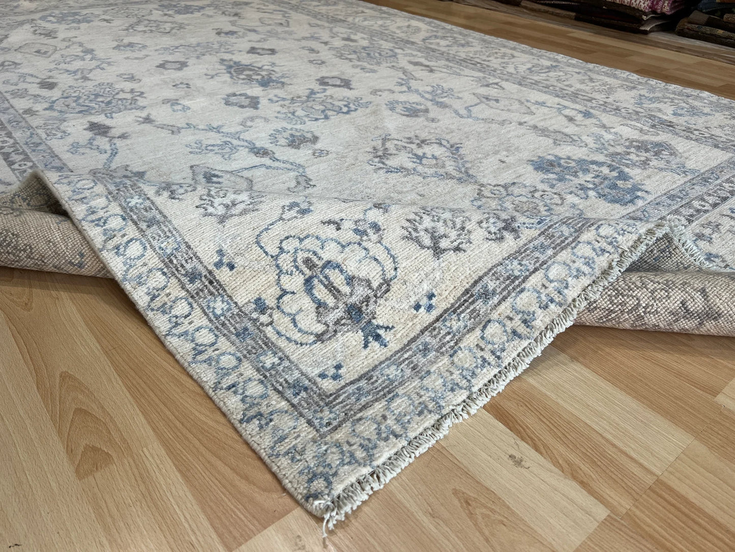 Khotan Oriental Stunning Rug.