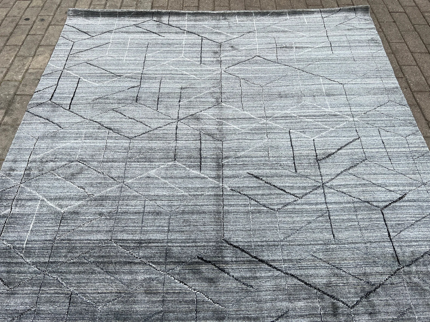 Wool & Silk rug