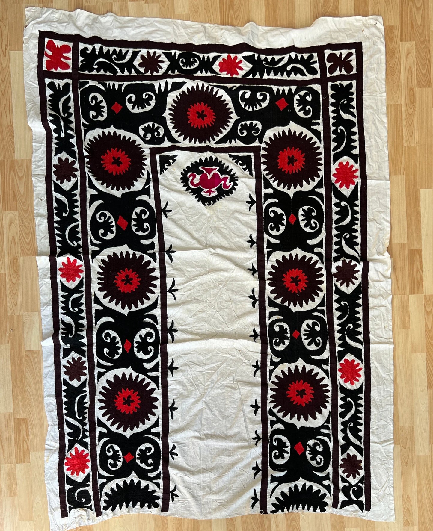 Vintage Samarkand Suzani