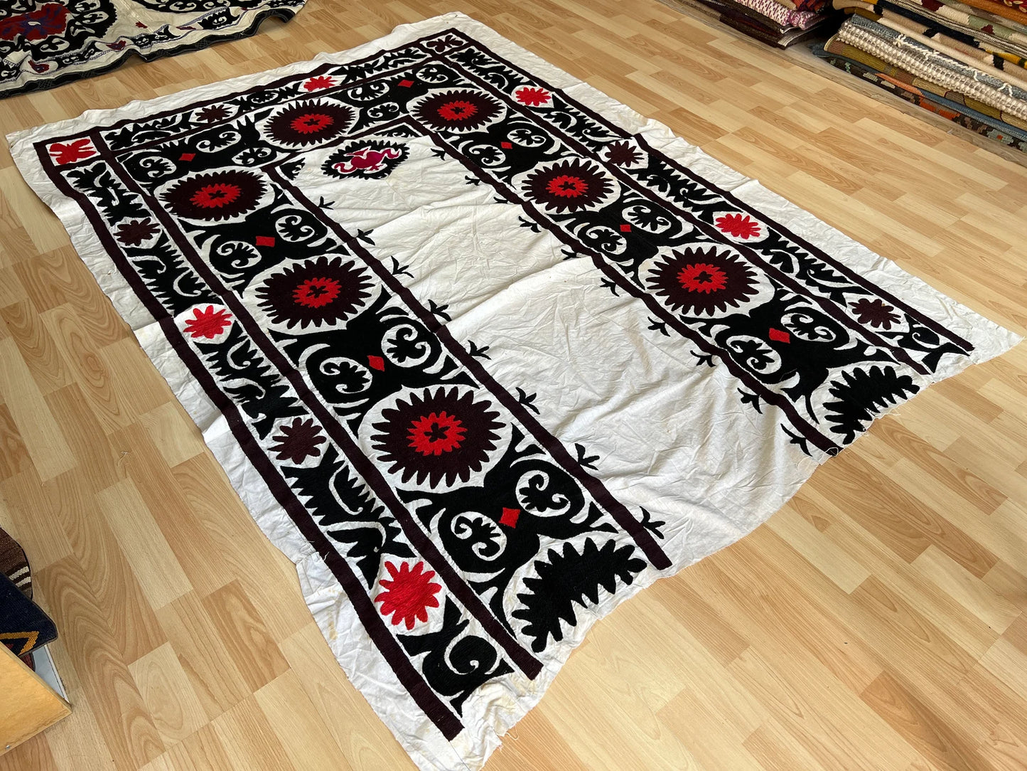 Vintage Samarkand Suzani