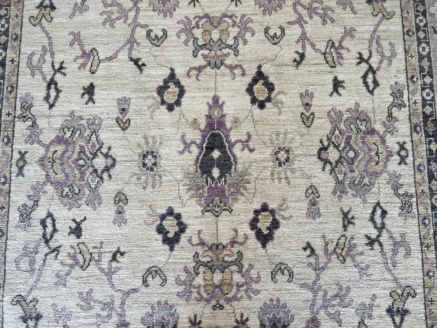 Khotan Oriental Stunning Rug.