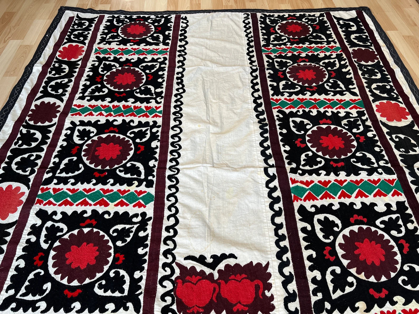 Vintage Samarkand Suzani
