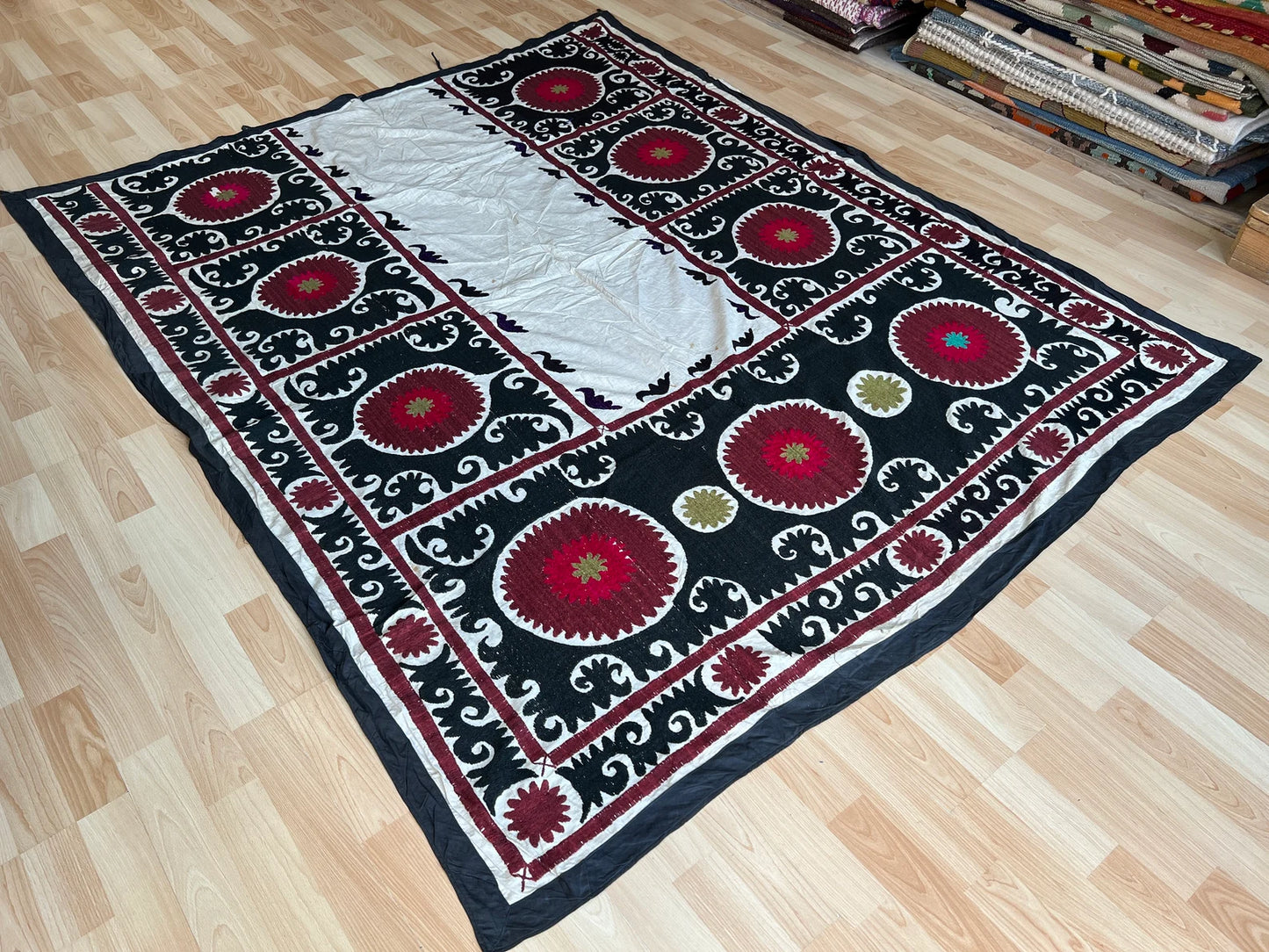 Vintage Samarkand Suzani