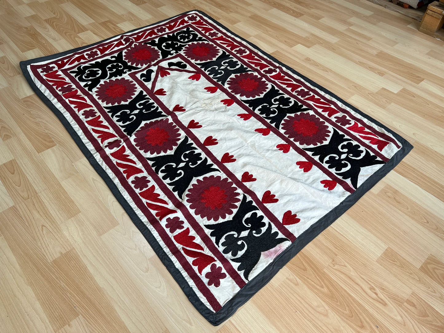 Vintage Samarkand Suzani