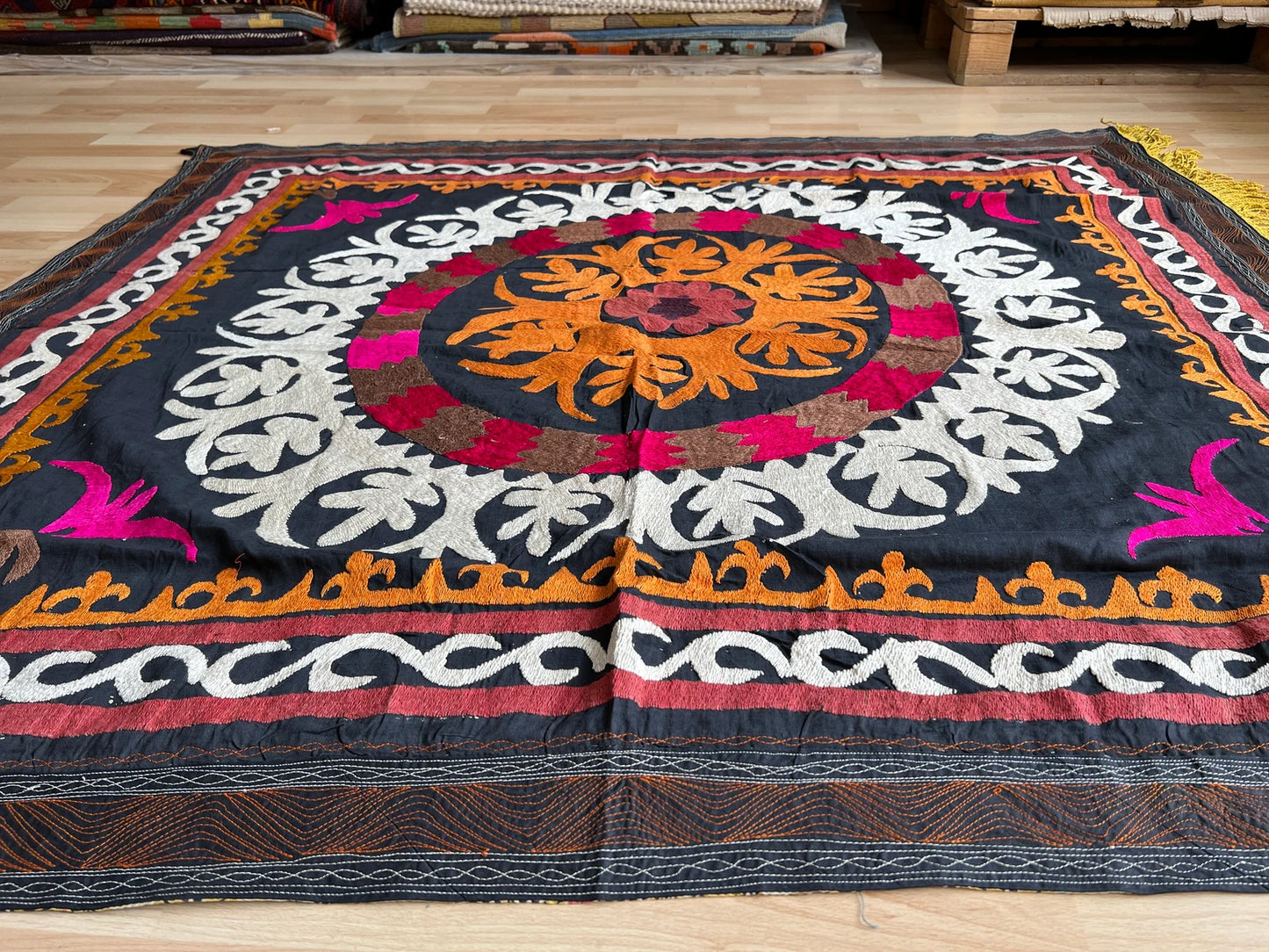 Vintage Samarkand Suzani