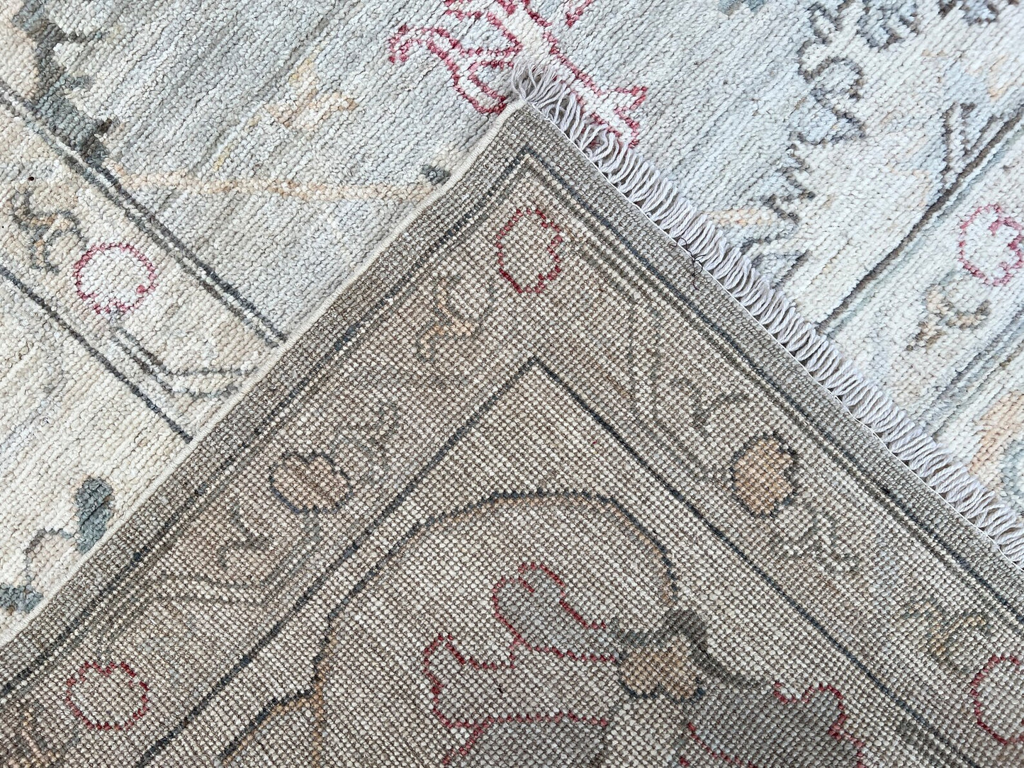 Khotan Oriental Stunning Rug.