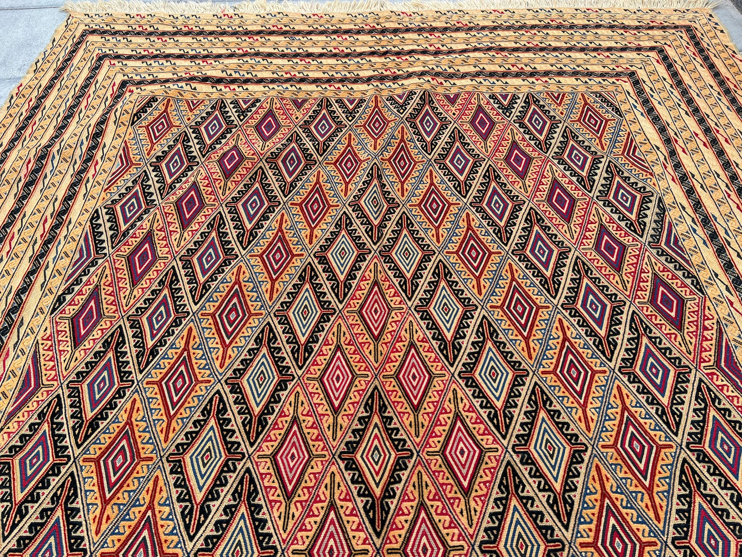 Mushwani Kilim.