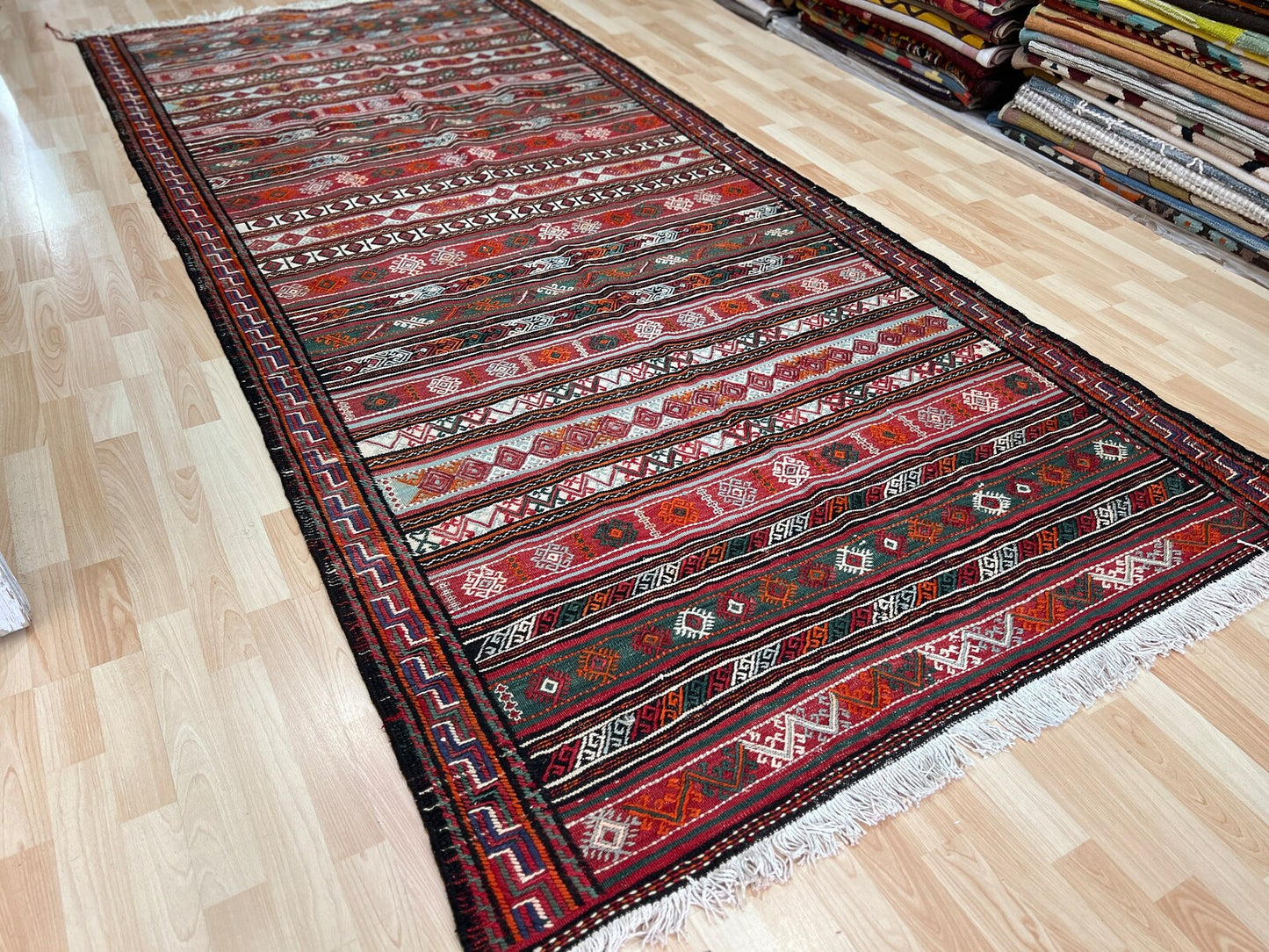 Vintage Mashati KIilim