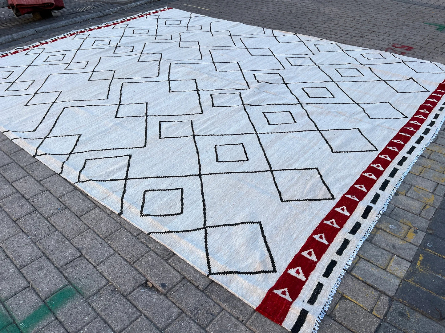 Moroccan Berber Design Kilim.