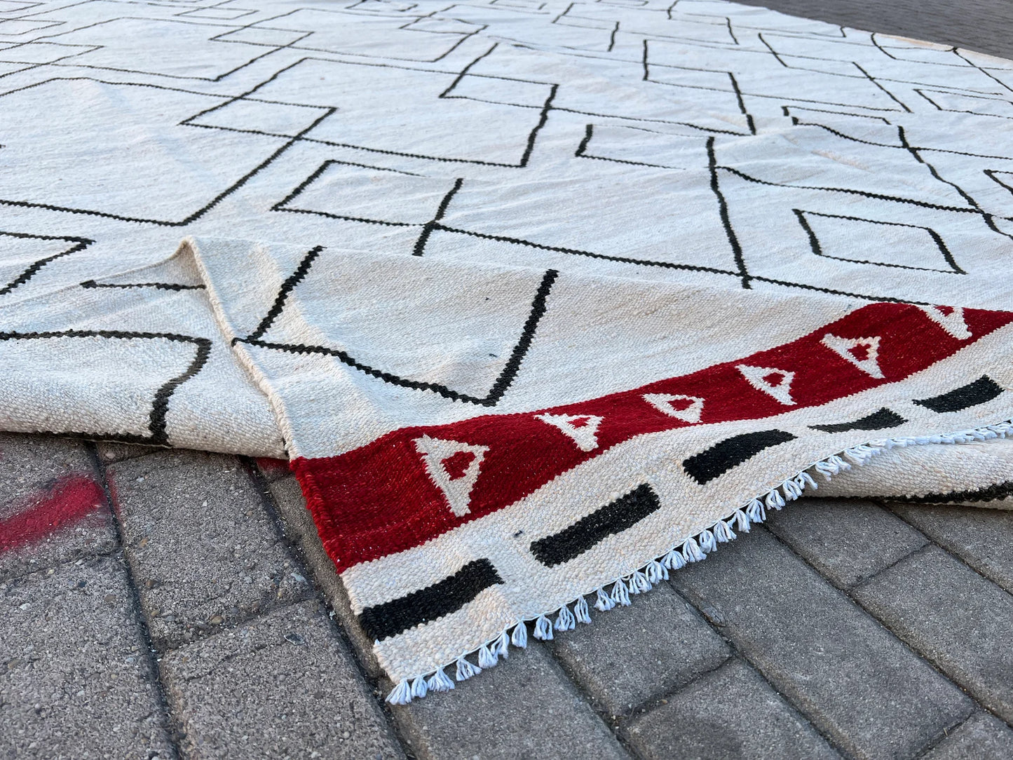 Moroccan Berber Design Kilim.