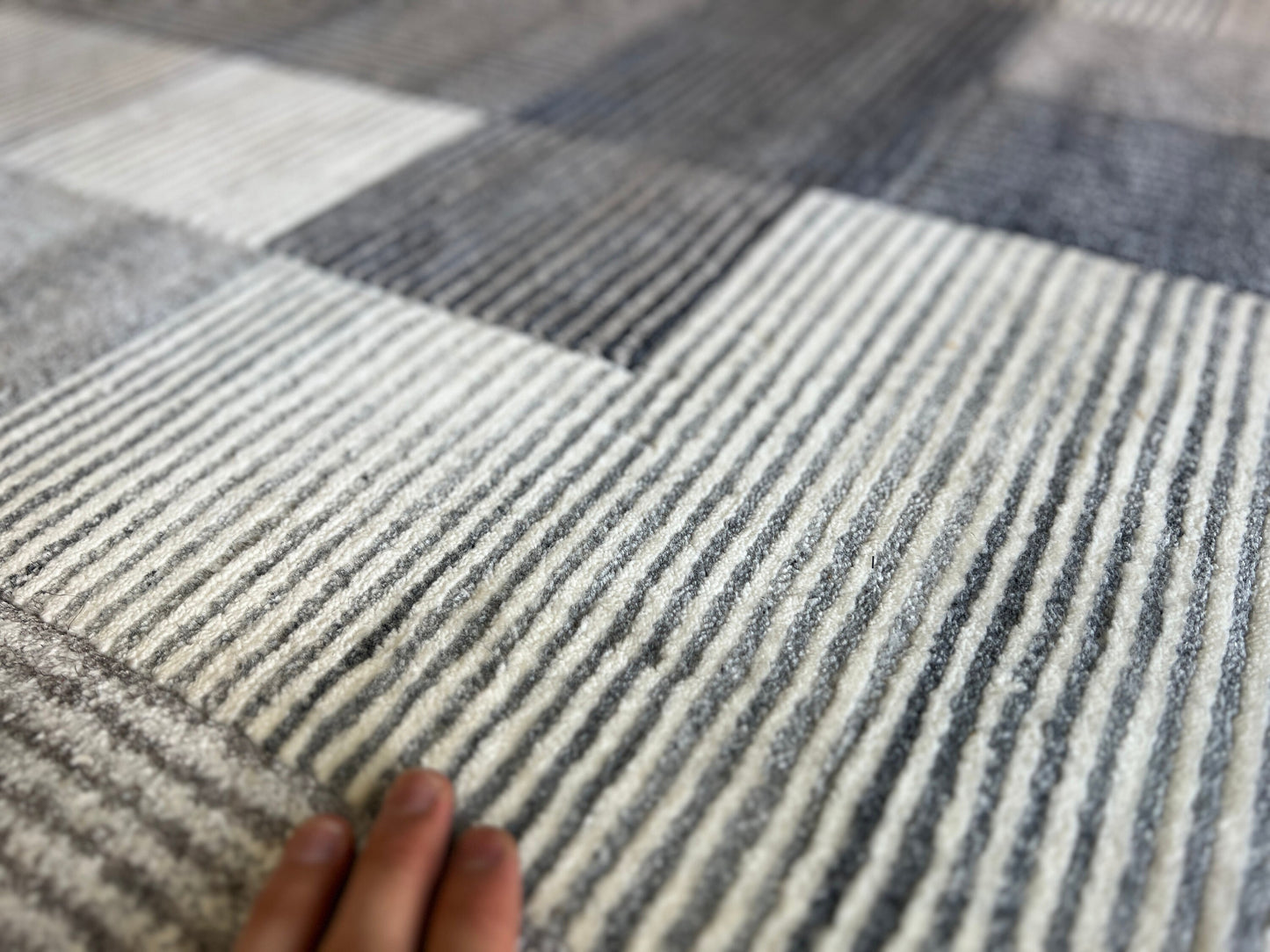 Modern design Rug