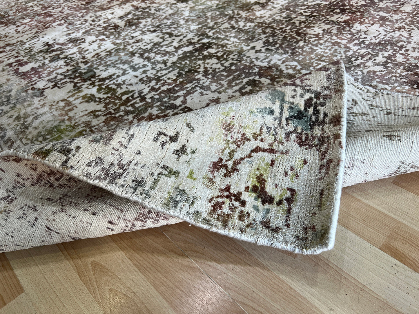 Modern design Rug
