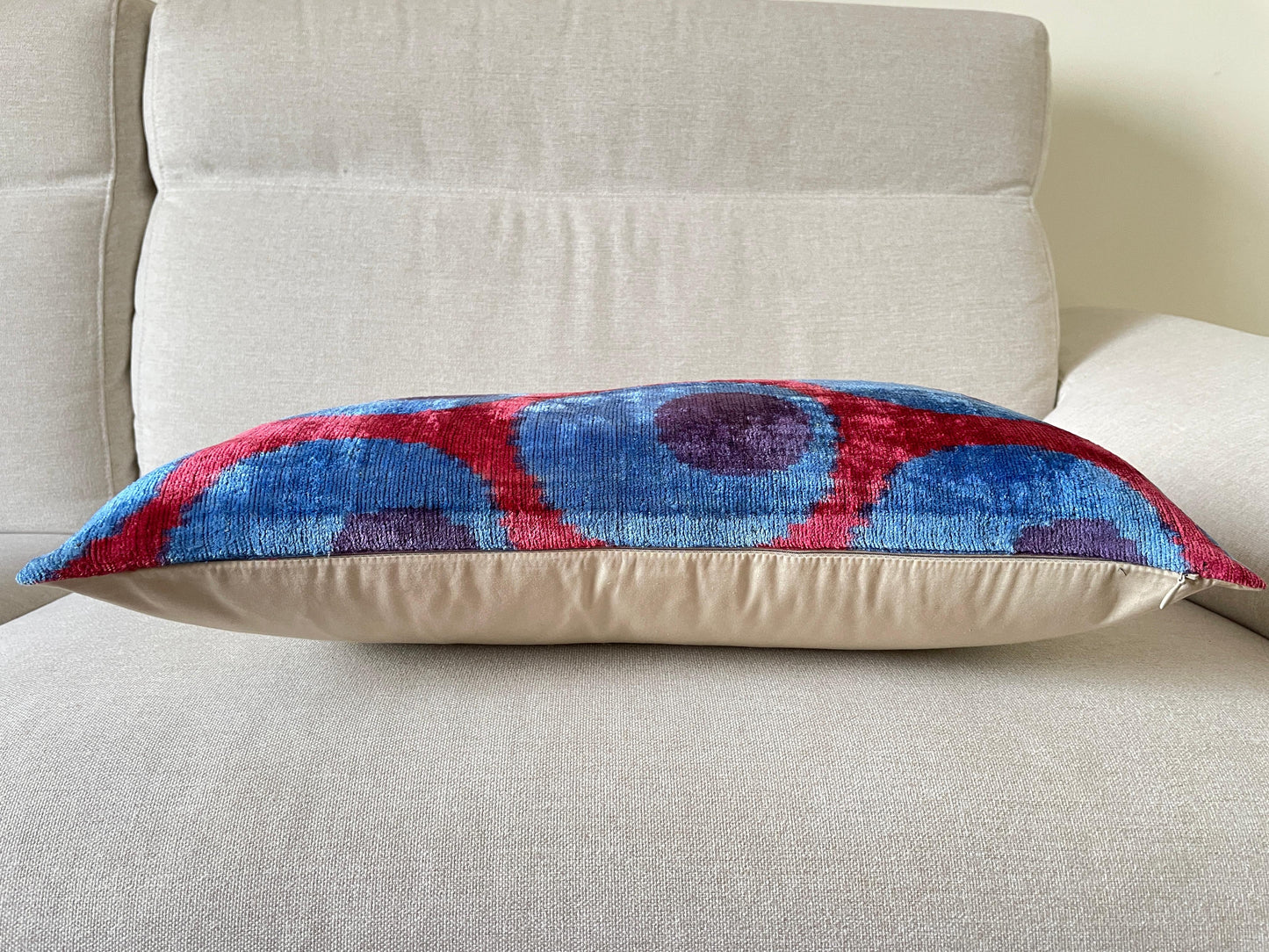 Ikat velvet cushion Hand made (40x60cm)