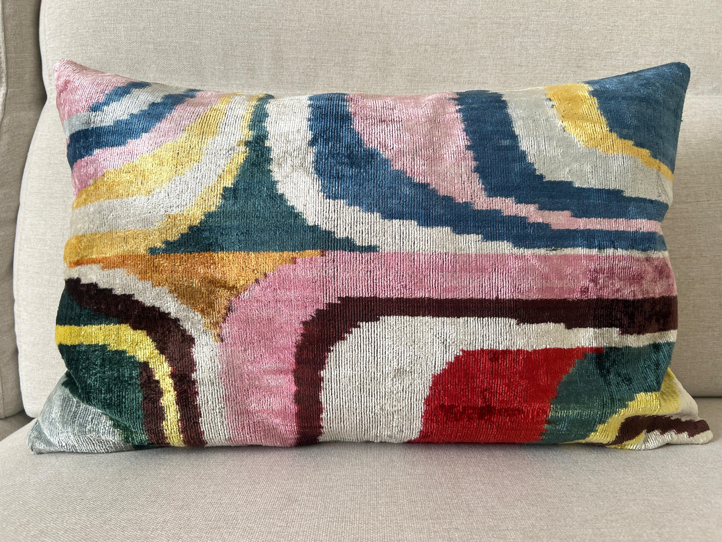 Ikat velvet cushion Hand made (40x60cm)