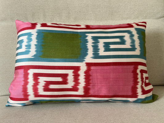 Ikat Silk cushion Hand made (40x60cm)