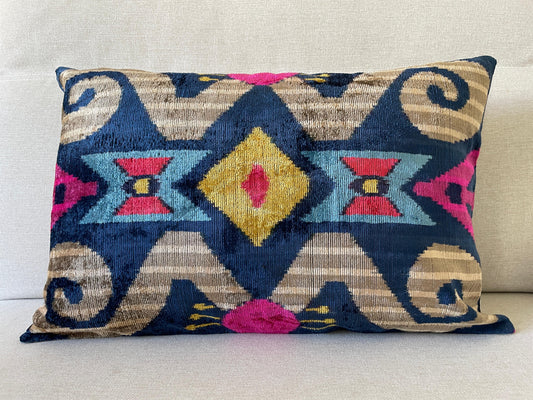 Ikat velvet cushion Hand made (40x60cm)