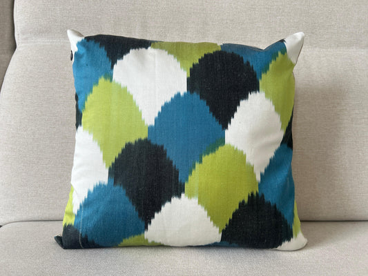 Ikat Velvet silk cushion 40x40cm.