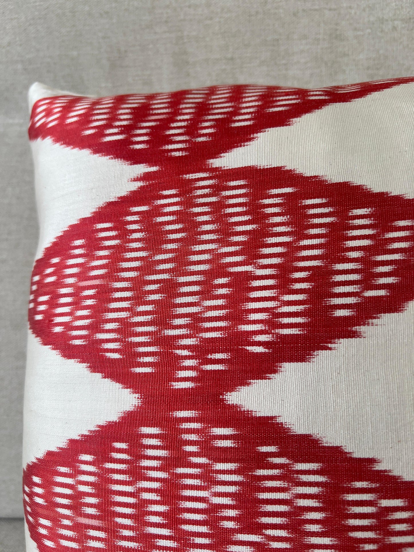 Ikat Silk cushion Hand made (40x60cm)