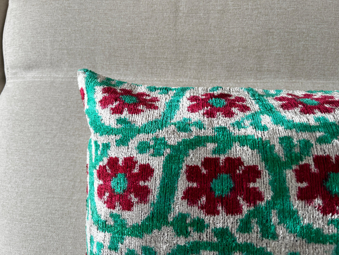 Ikat velvet cushion Hand made (40x60cm)
