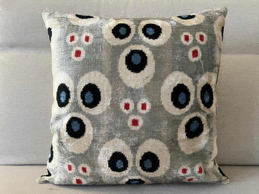 Ikat Velvet silk cushion 50x50cm.