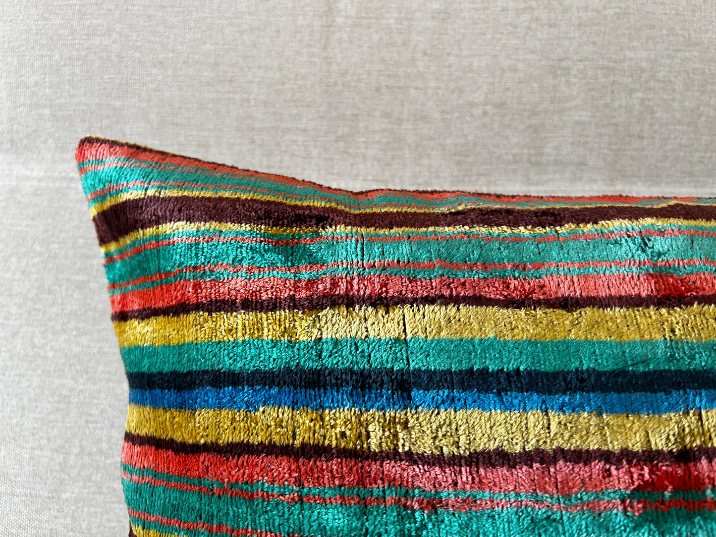 Ikat velvet cushion Hand made (40x60cm)