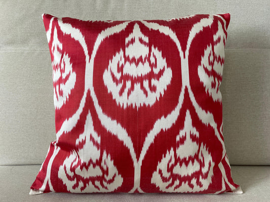 Ikat Velvet silk cushion 50x50cm.
