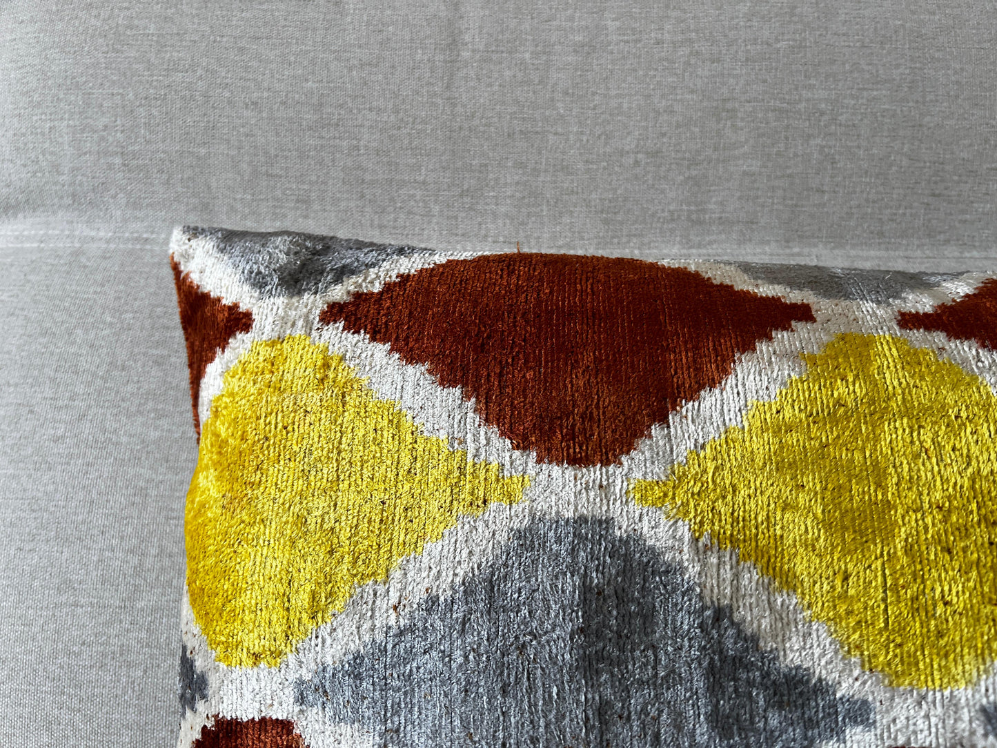 Ikat velvet cushion Hand made (40x60cm)