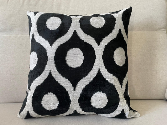 Ikat Velvet silk cushion 50x50cm.