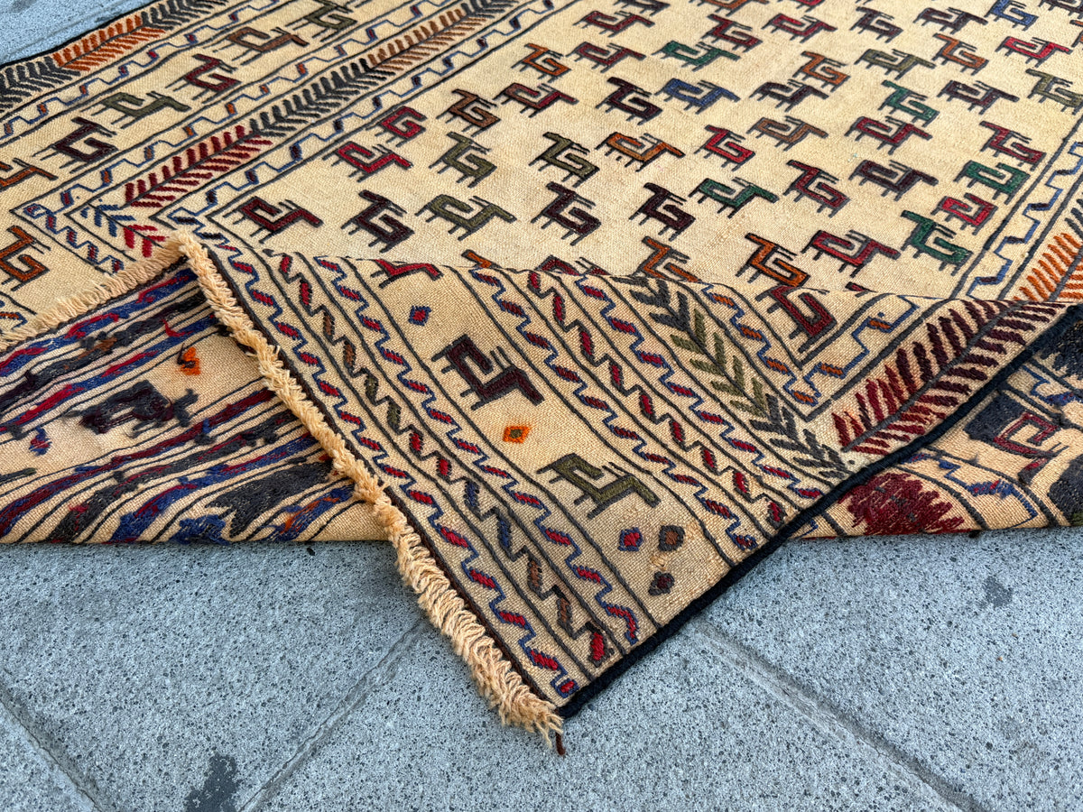 Vintage kilim 183x123cm