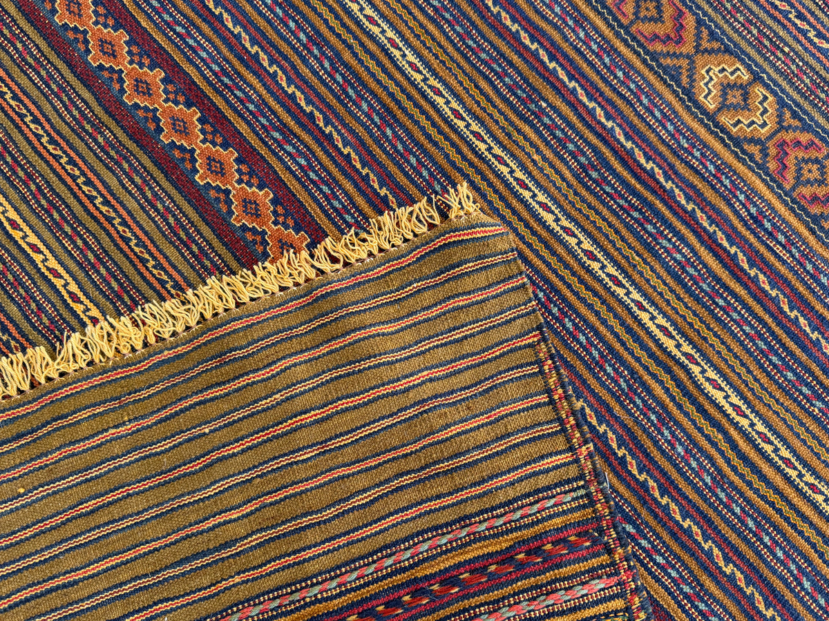 Vintage kilim 290 x 190cm