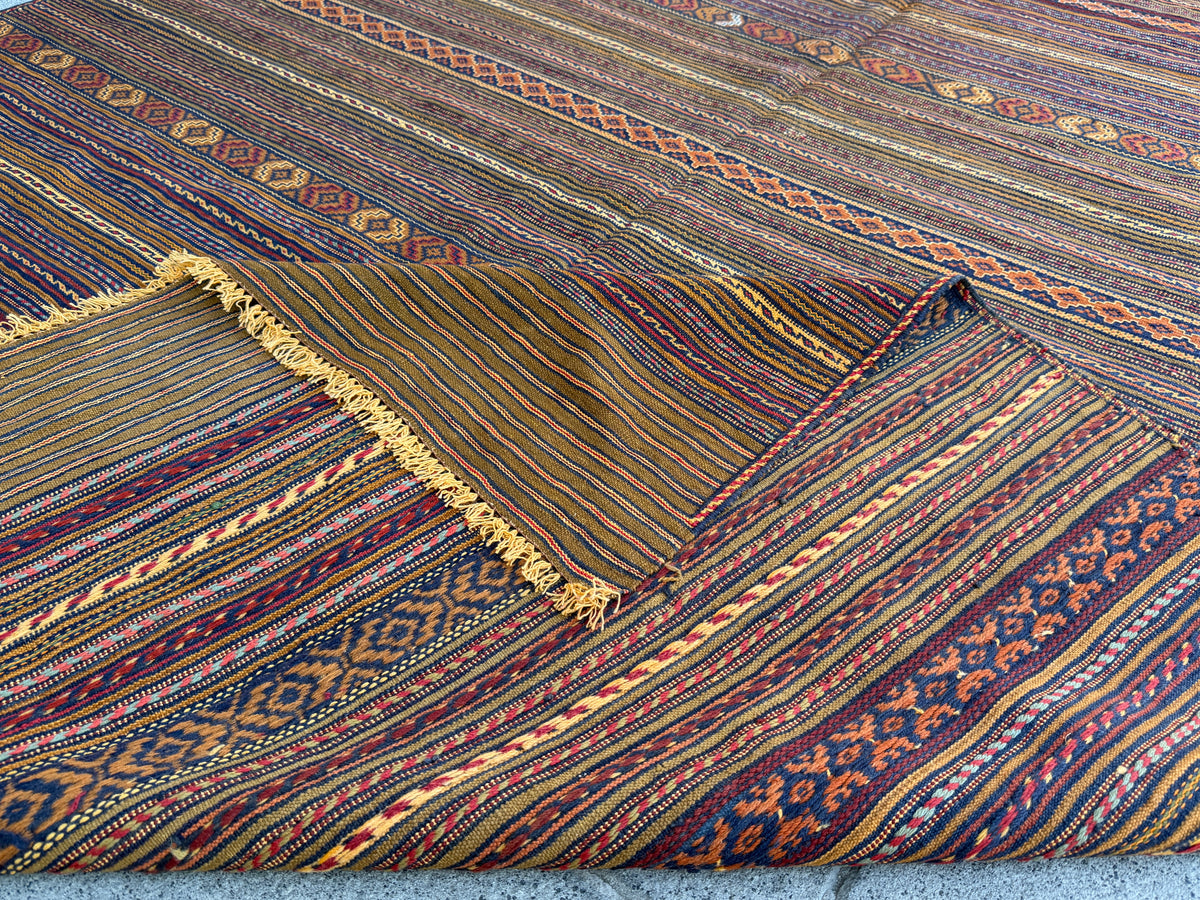 Vintage kilim 290 x 190cm