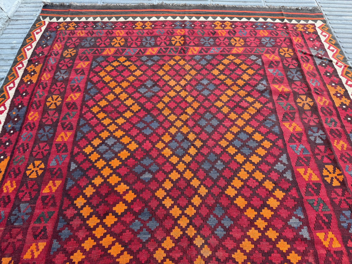 Vintage kilim 303 x 202cm