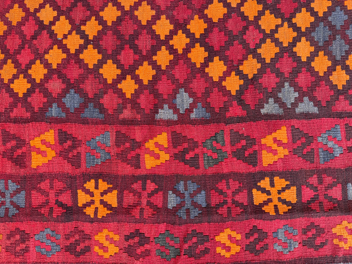 Vintage kilim 303 x 202cm