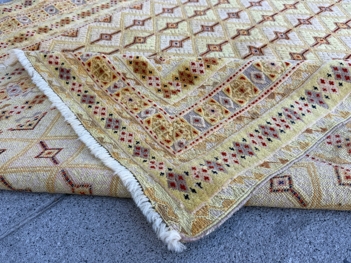 Mushwani Kilim 193 x 150cm