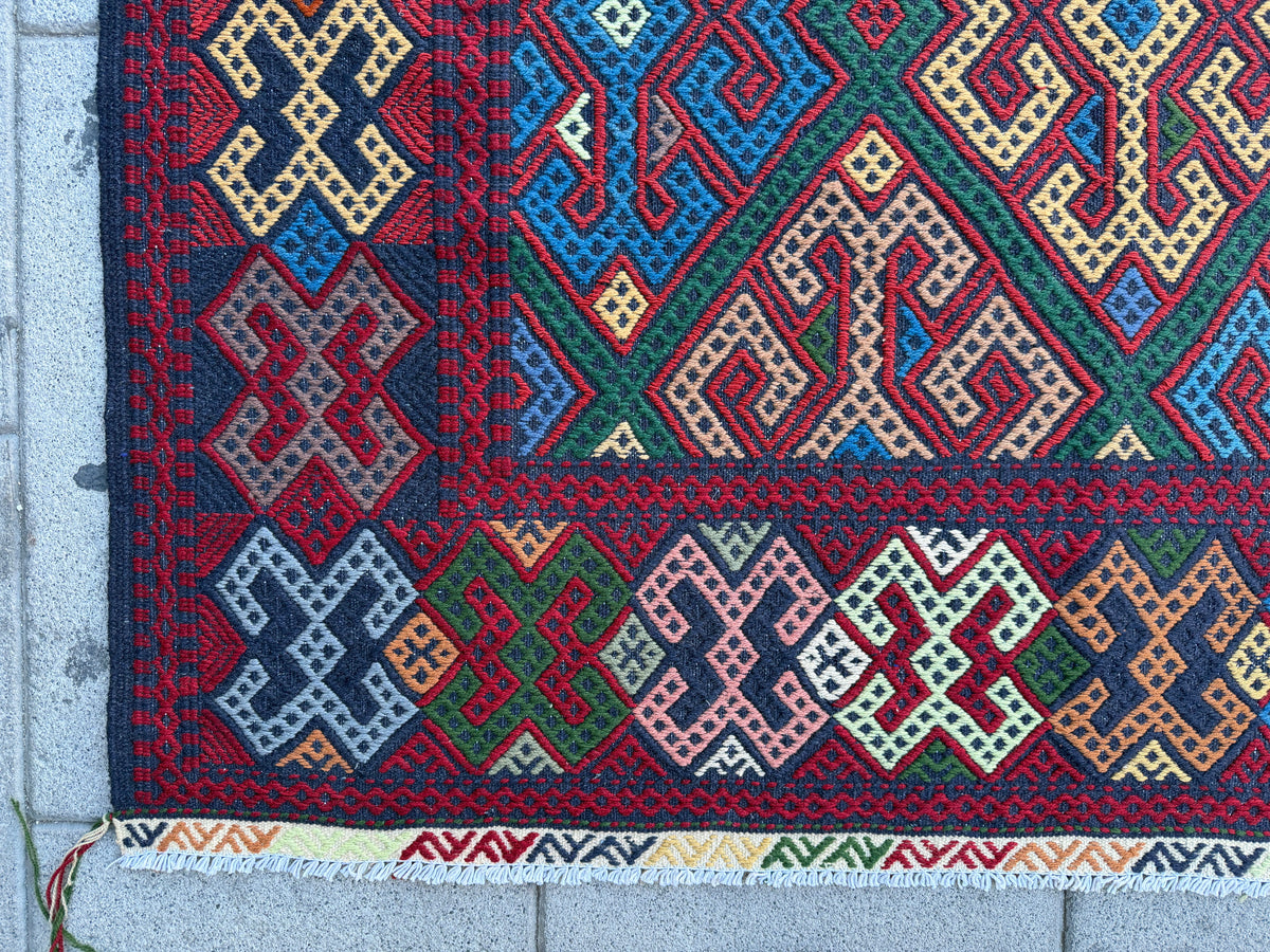 Vintage Kilim 204 x 145cm