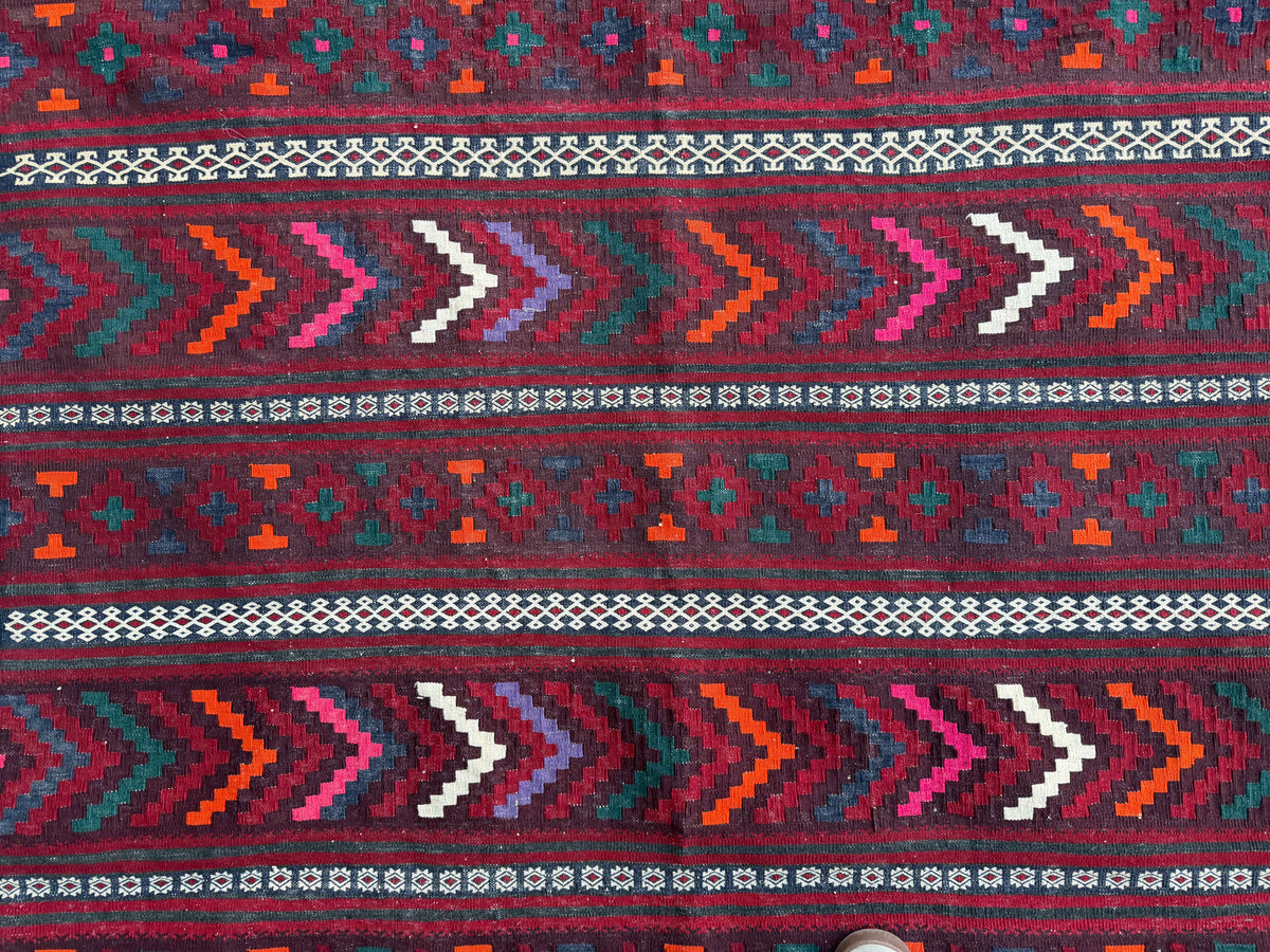 Vintage kilim 315 x 143cm