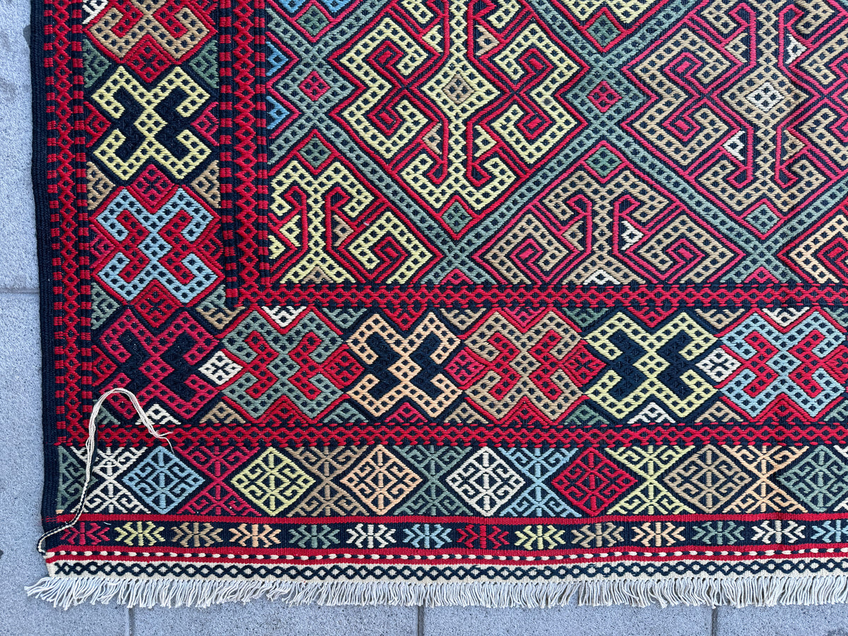 Vintage kilim 300 x 195cm