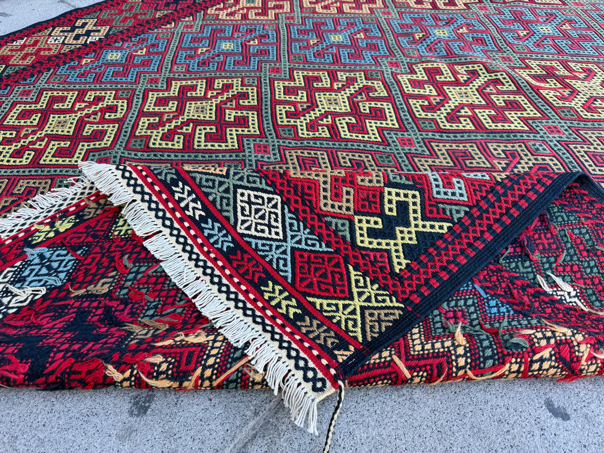 Vintage kilim 300 x 195cm