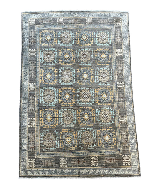 Oriental rug 261x174cm