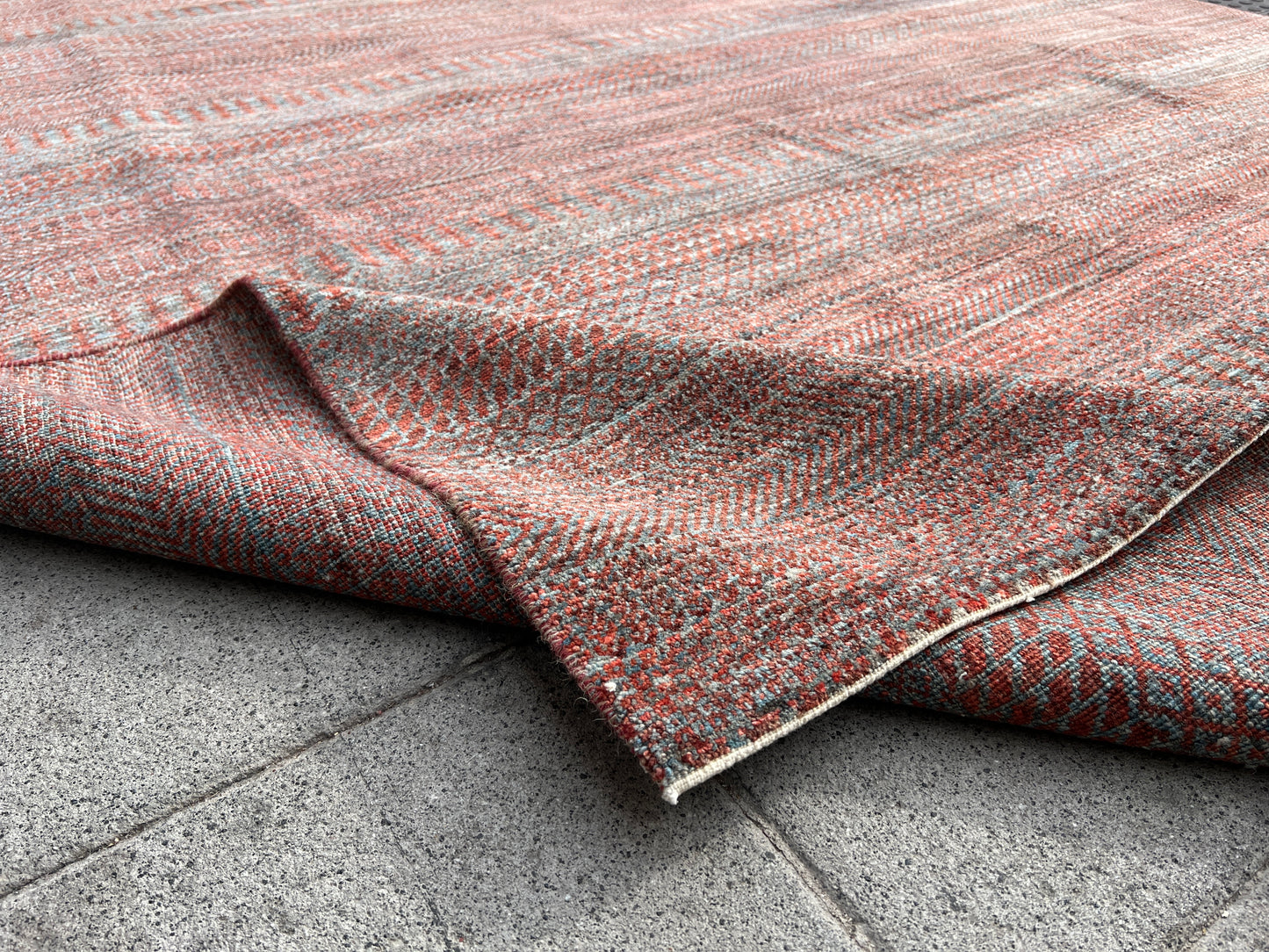 Contemporary modern Rug.