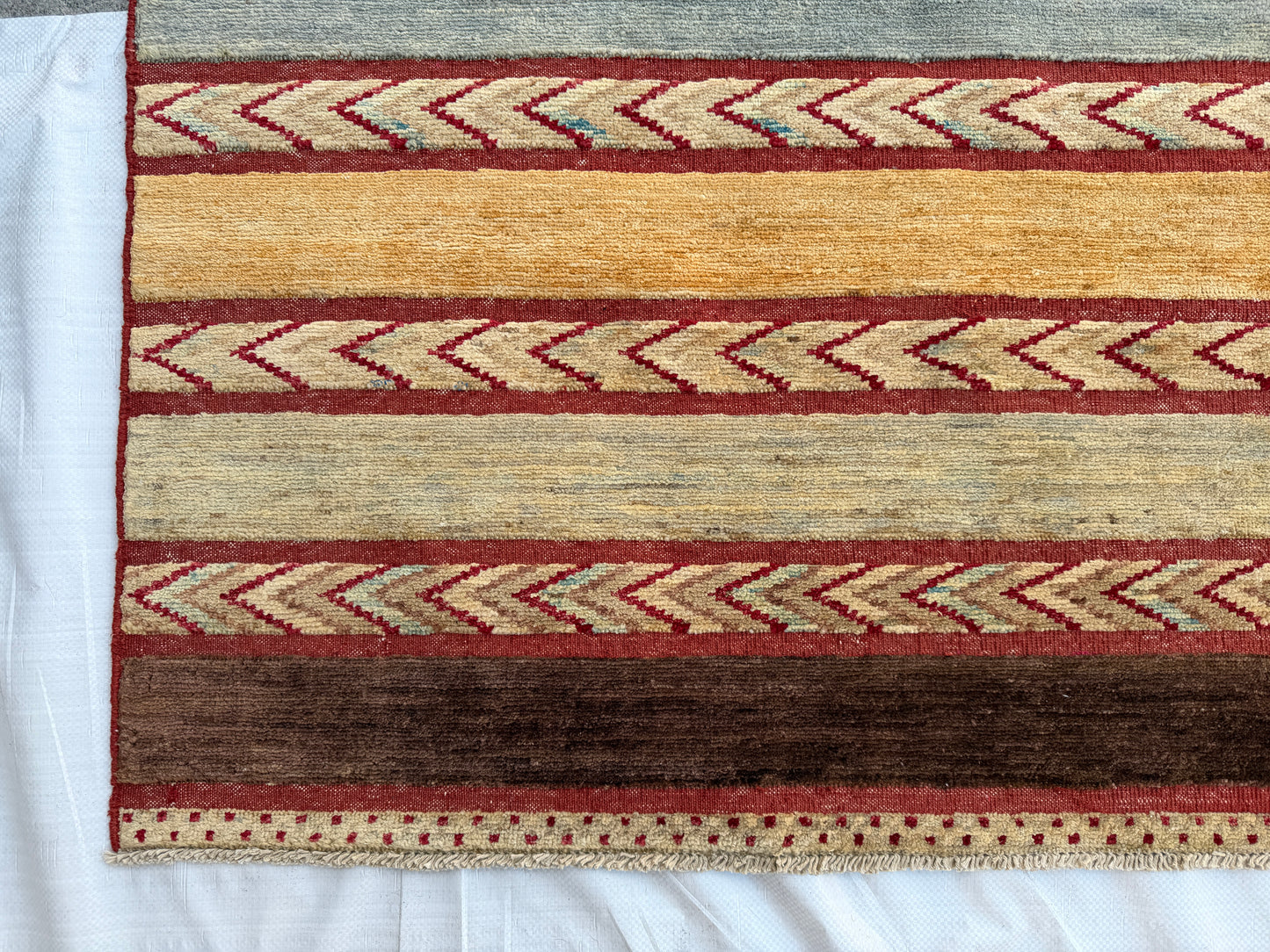 Oriental rug 281x220cm