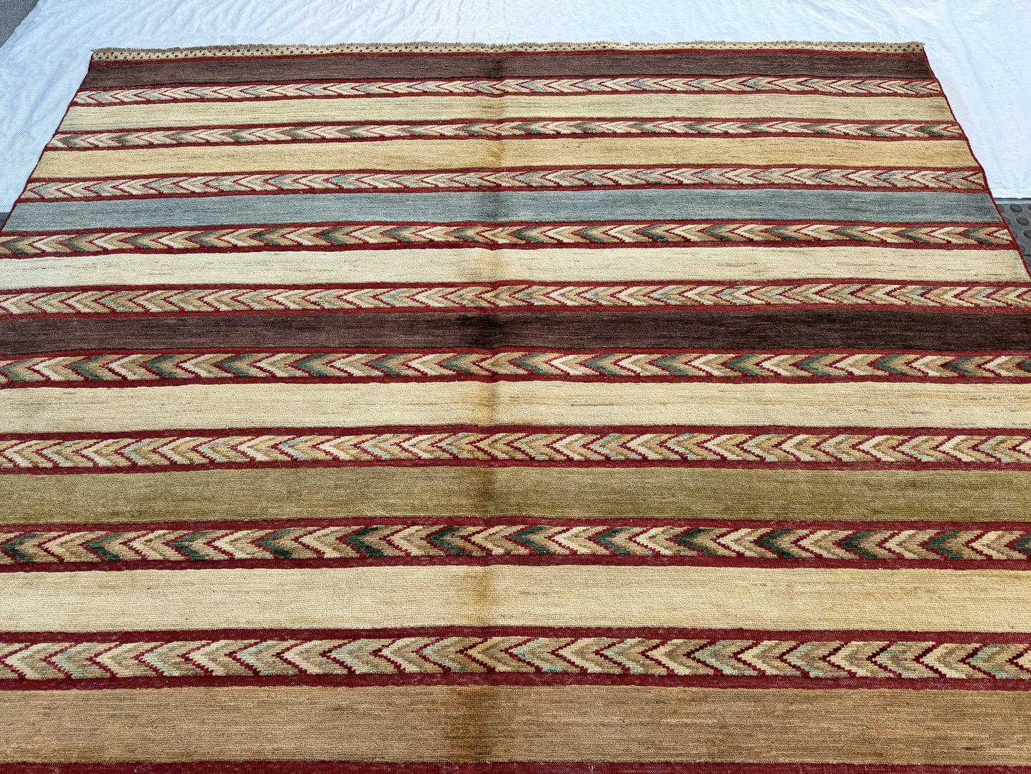 Oriental rug 281x220cm