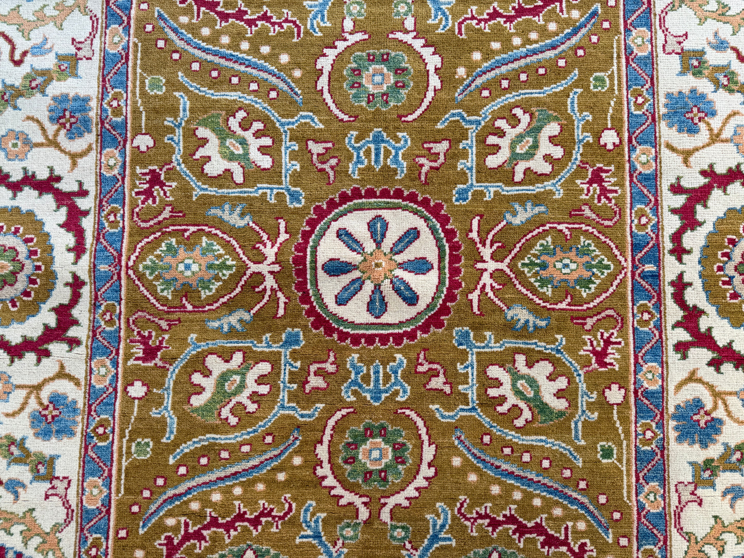 Oriental Rug 201x150cm